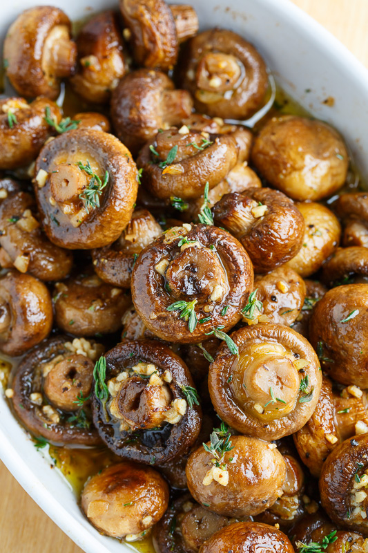Roasted Mushrooms in a Browned Butter, Garlic and Thyme Sauce Roasted Mushrooms in a Browned Butter, Garlic and Thyme Sauce