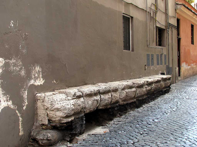 Stone bench, via Giulia, Rome