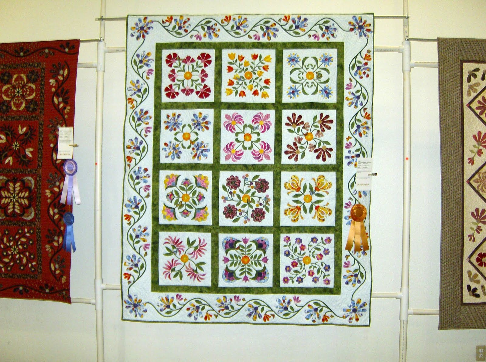 Beehive Quilts Elk Grove CA Quilt Show 2011
