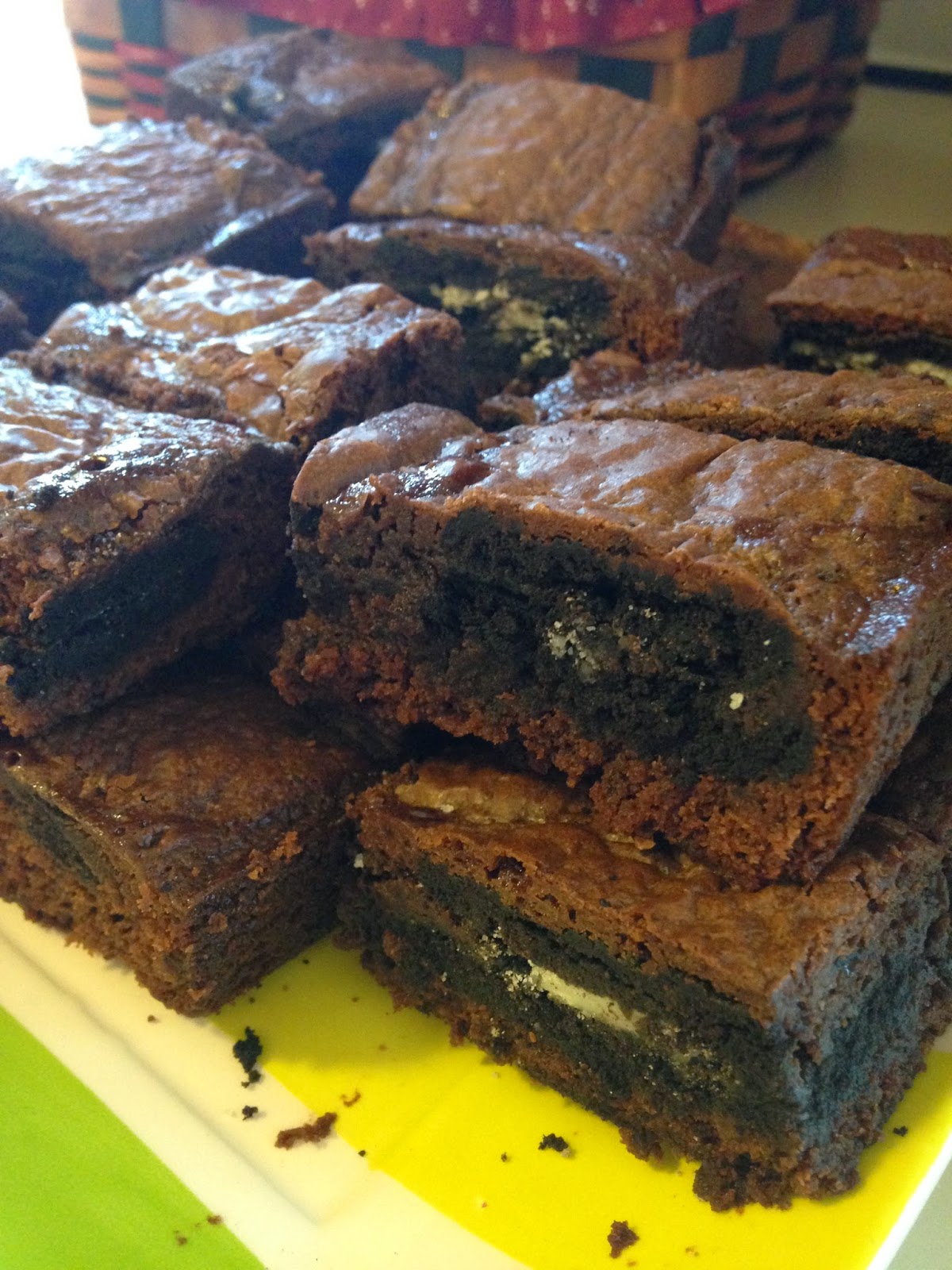 Life in my Kitchen...and beyond 1,474 Cookies ‘N Cream Oreo Fudge