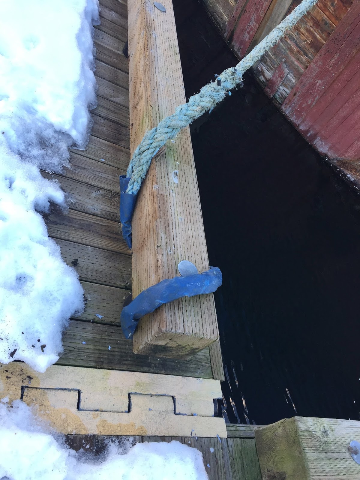 Denali Rose Tidbit Docking with Bull Rails Instead of Cleats