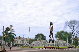 patung pemuda membangun jakarta