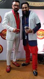RJ JMAN of 93.5 RED FM with Ajaz Khan at Boroplus Gold Awards. RJ JMAN of 93.5 RED FM with Ajaz Khan at Boroplus Gold Awards.