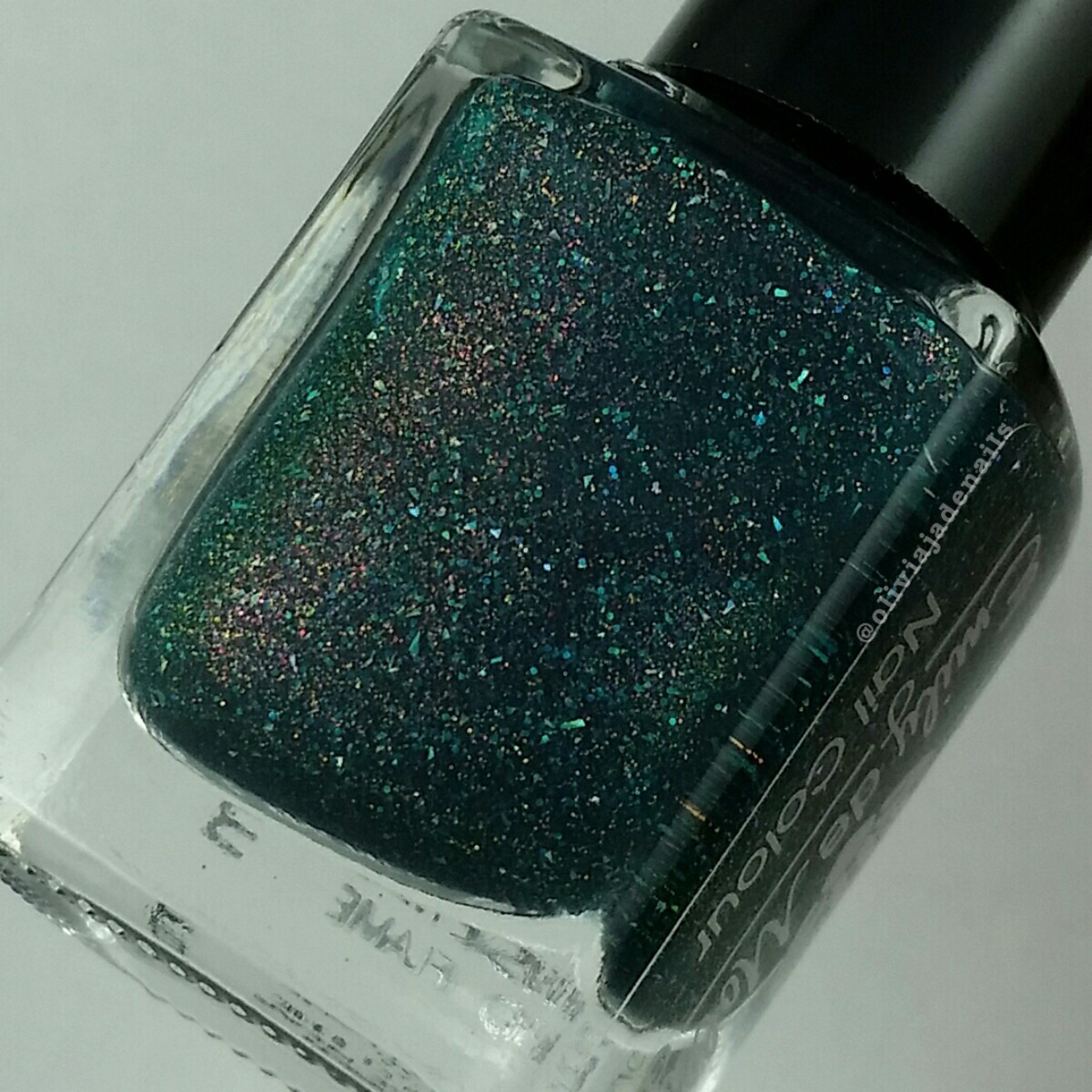 Emily de Molly Jungle District swatched by Olivia Jade Nails