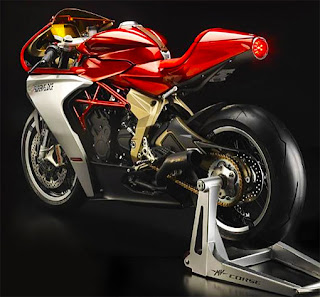 MV Agusta Superveloce 800 backside MV Agusta Superveloce 800 backside