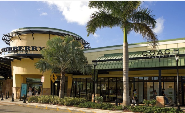 hollister at sawgrass