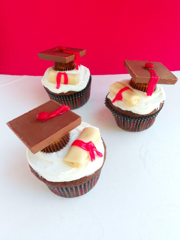 Graduation Cupcakes Confessions of a Confectionista