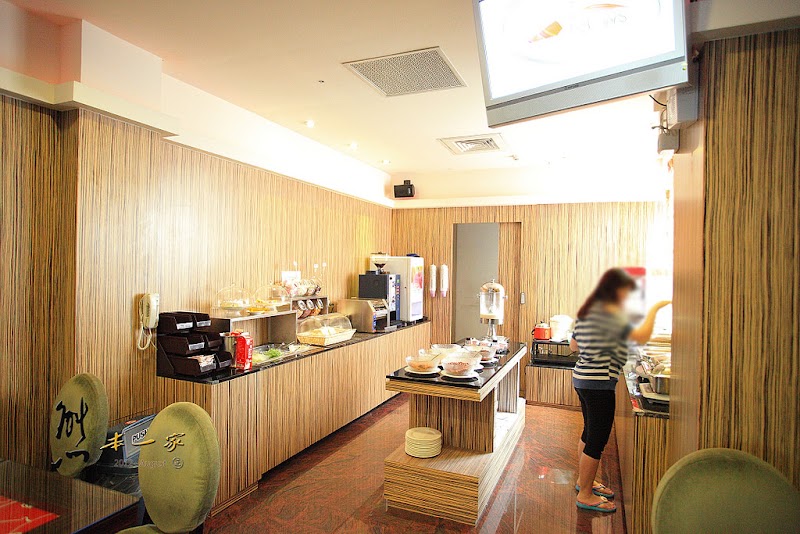 悠逸休閒旅館|原優館精品休閒旅館|林口住宿餐飲環境buffet早餐
