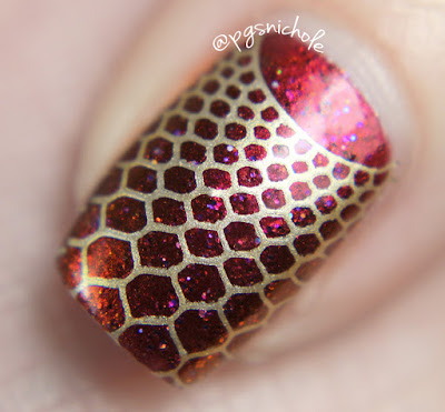 CrowsToes + Powder Perfect | Firey Fishnet Stamping