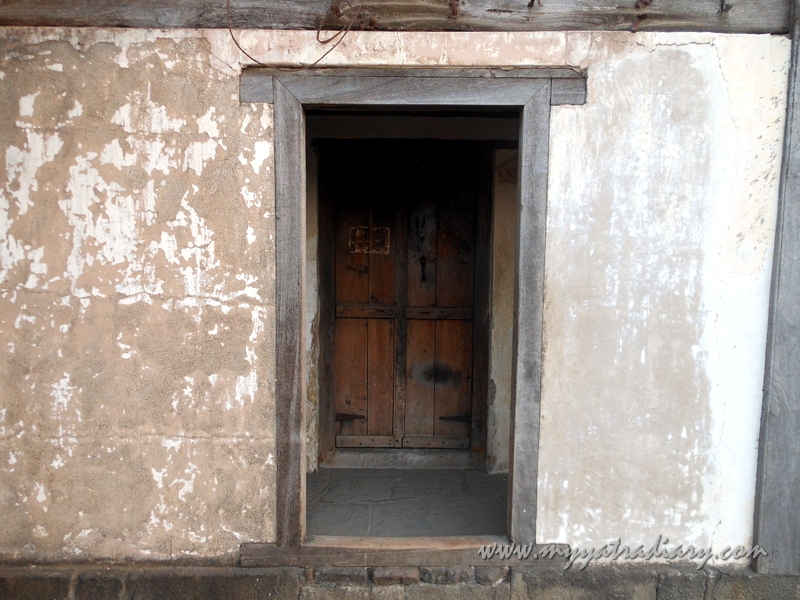 A hidden door at Shaniwar wada fort, Pune A hidden door at Shaniwar wada fort, Pune
