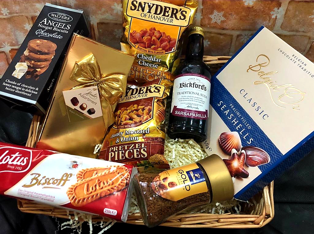 TheArcticStar's Tales Review on Food Hamper Delivery by Simply Hamper