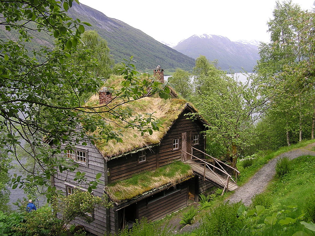 Welcome to Astruptunet, the one-time home of Nikolai Astrup. Today, the cotter's farm building houses the museum and art gallery dedicated to the works of the artist. Photo: WikiMedia.org.