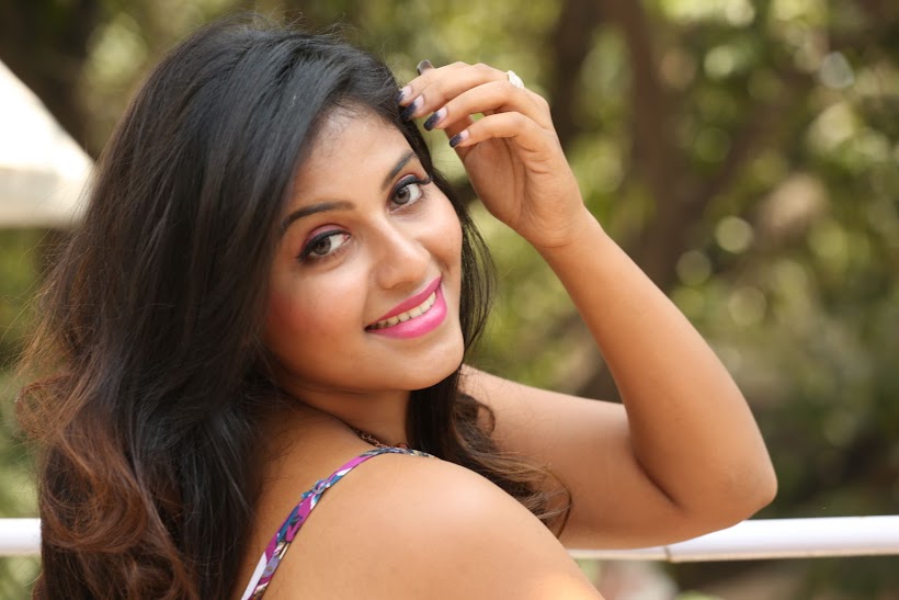 Anjali at Chitrangada Movie Trailer Launch