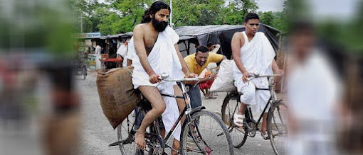 baba ramdev used to ride bicycle How Baba Ramdev Patanjali Became Richest Company Selling Ayurvedic Product Ayush Ministry
