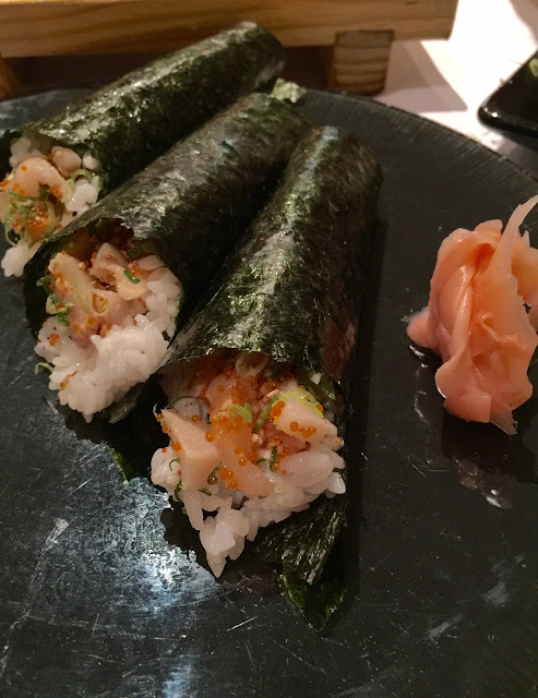 Yokoyama, tuna rolls