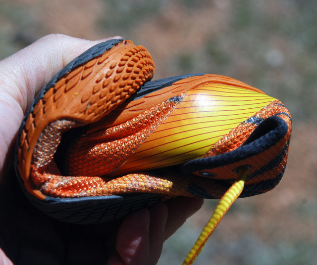 merrell vapor glove vs vivobarefoot