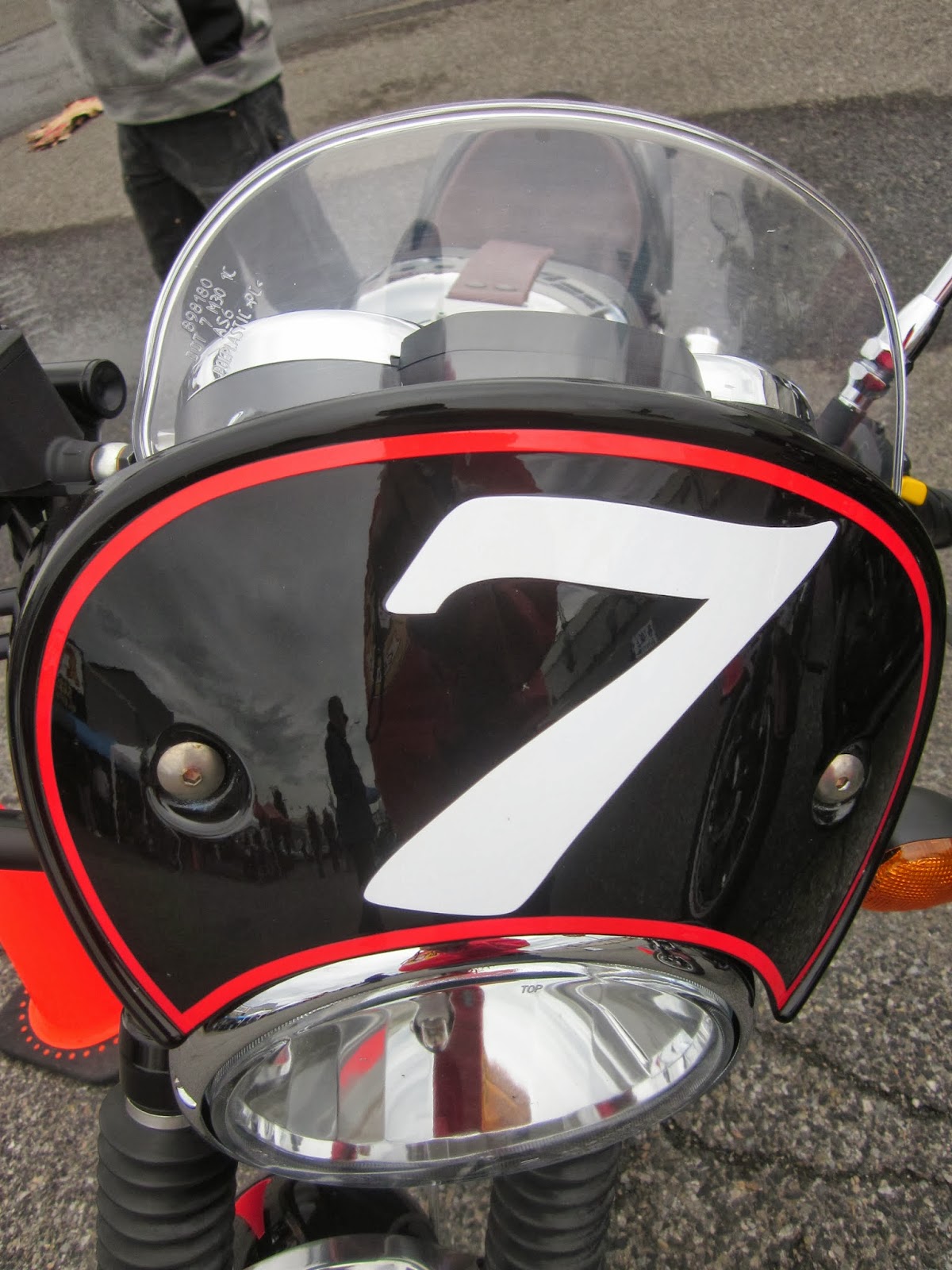 moto guzzi v7 fairing