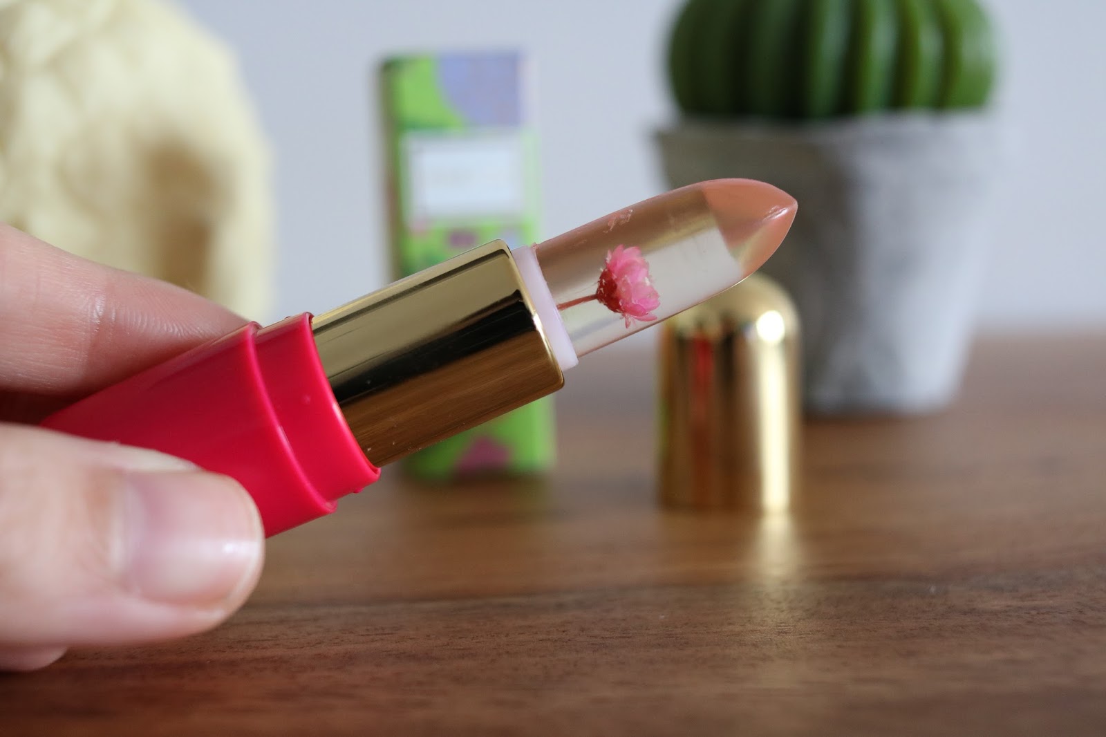 Rouge A Levre Avec Une Fleur Dedans Rouge A Levre Avec Une Fleur Dedans - Communauté MCMS