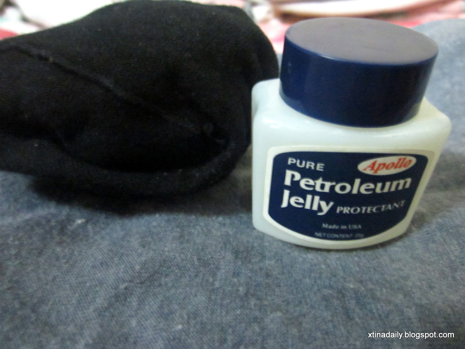 petroleum jelly shoe polish