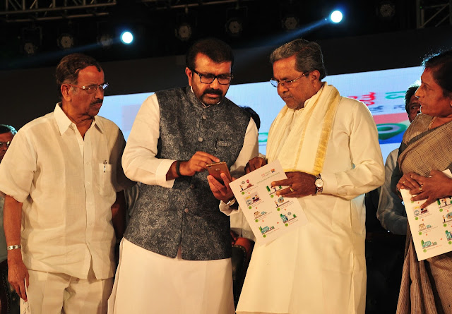 CM Siddaramaiah felicitates Women Achievers at ‘Women’s Day’ event organized by N A Haris Foundation CM Siddaramaiah felicitates Women Achievers at ‘Women’s Day’ event organized by N A Haris Foundation