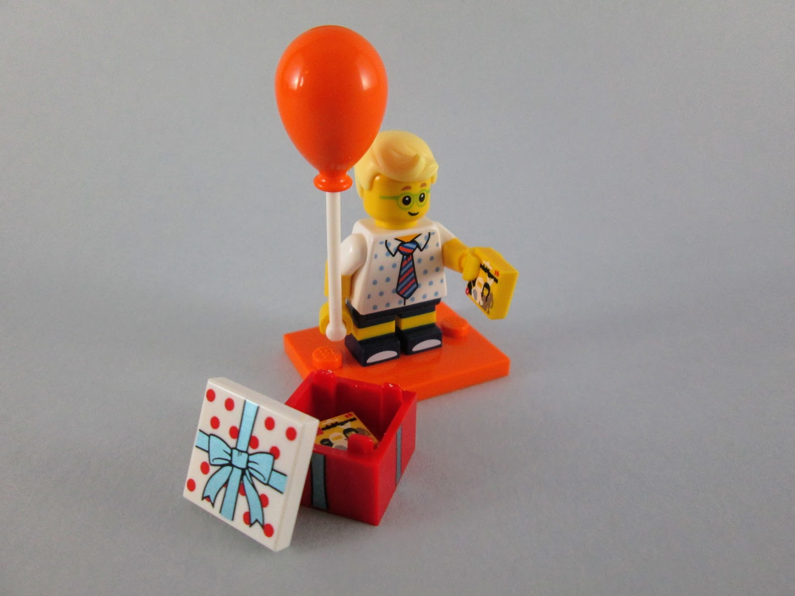 lego balloon dog