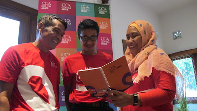 COCA-COLA AMATIL INDONESIA MEMILIH PEMAIN DAN PELATIH TERBAIK MELALUI PROGRAM COKE KICKS 2017