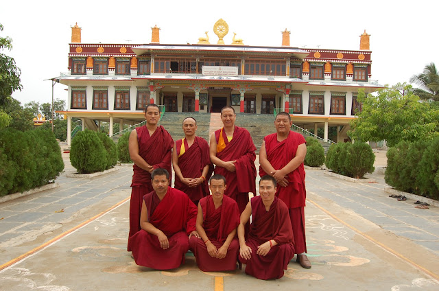 Буддийские ламы опровергают заявления тибетского монаха о конце света