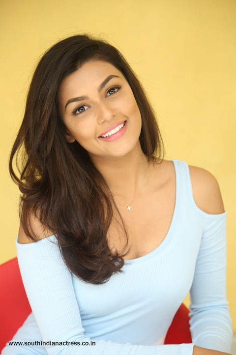 Anisha Ambrose At Fashion Designer S/O Ladies Tailor Interview
