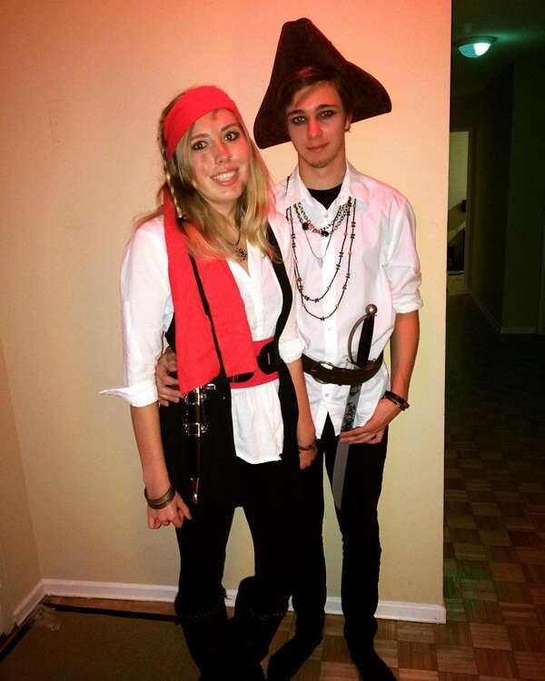21+ Crazy Pirate Day Makeup Ideas That Are Perfect For Halloween 2019 we have a tendency to love the pirate day costume for Halloween because it is so versatil 21+ Crazy Pirate Day Makeup Ideas That Are Perfect For Halloween 2019