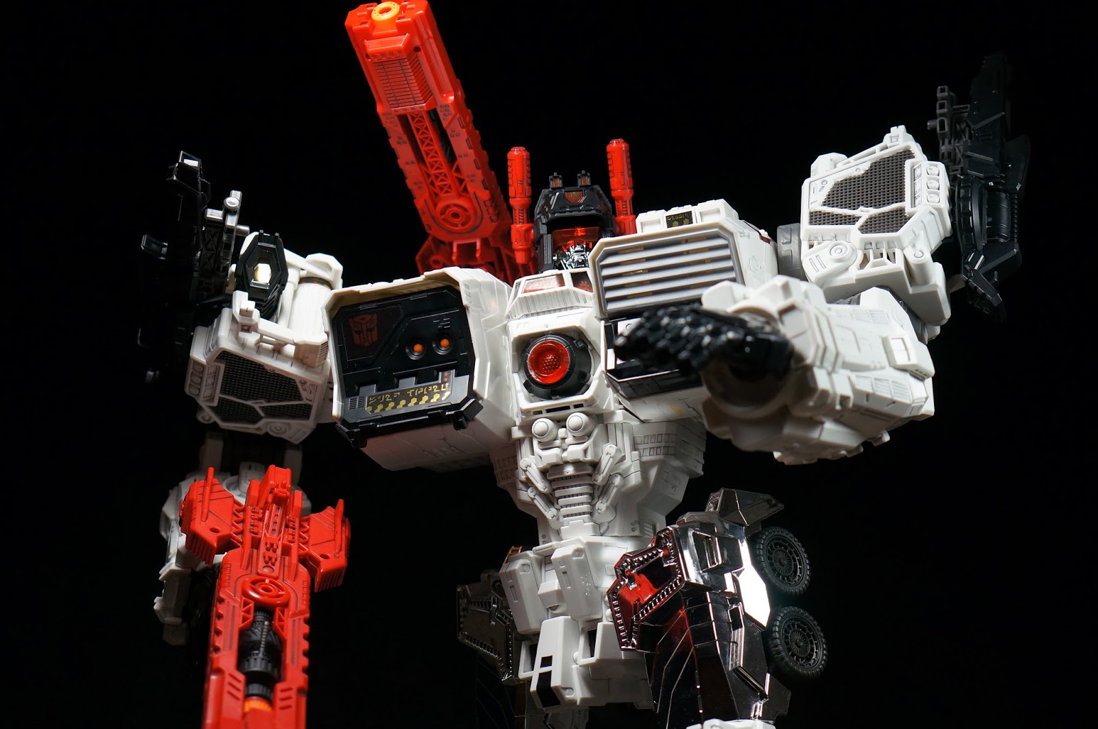 Gary Charm 魔術師的玩具 Blog : Generations IDW Titan class Metroplex (HKACG ...