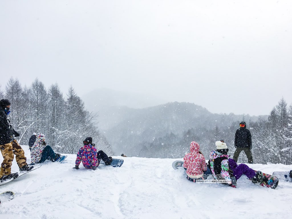 諾恩水上滑雪場,夜滑到凌晨,東京滑雪,日本滑雪,第一次滑雪,日本的雪場,Ｎorn Ｍinakami Ski Resort