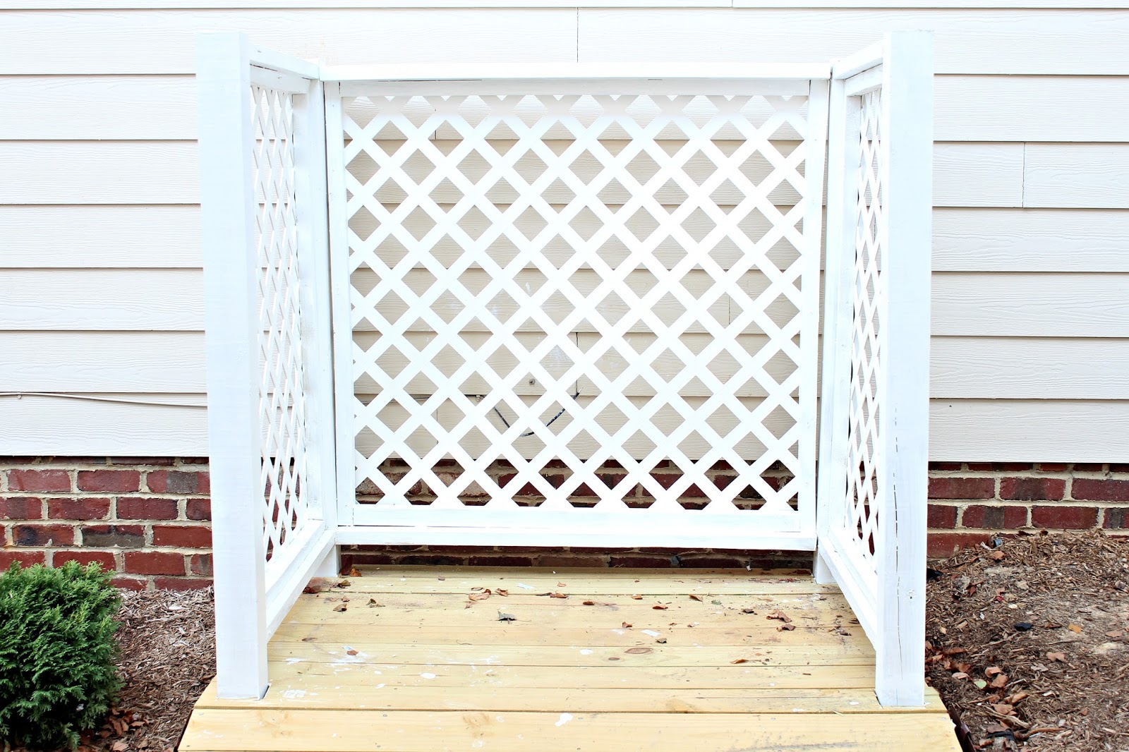 carolina on my mind Trash Can Enclosure Part 3 (Reveal!)