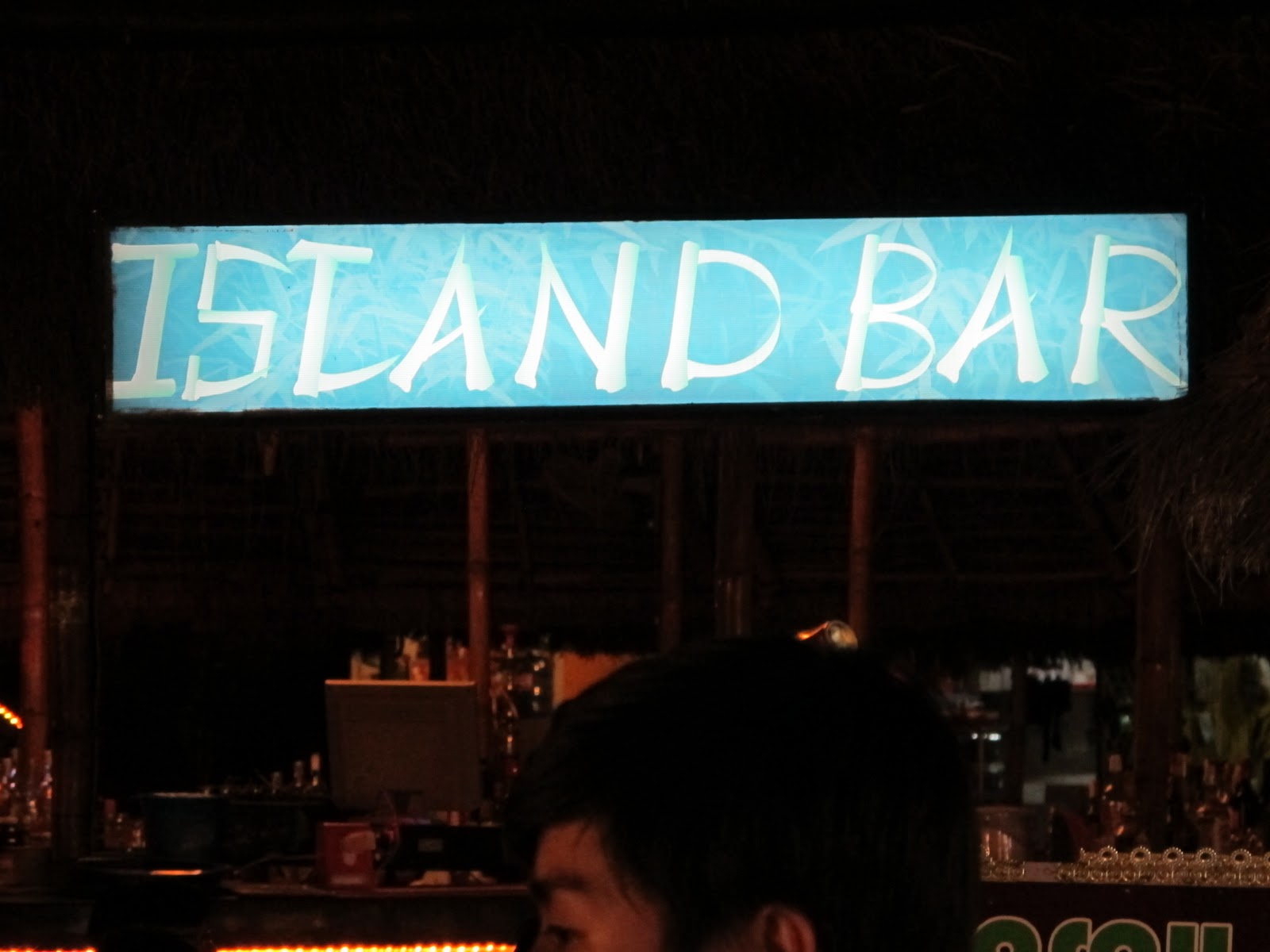 KOMITU Bamboo "Island Bar" in Siem Reap's night market