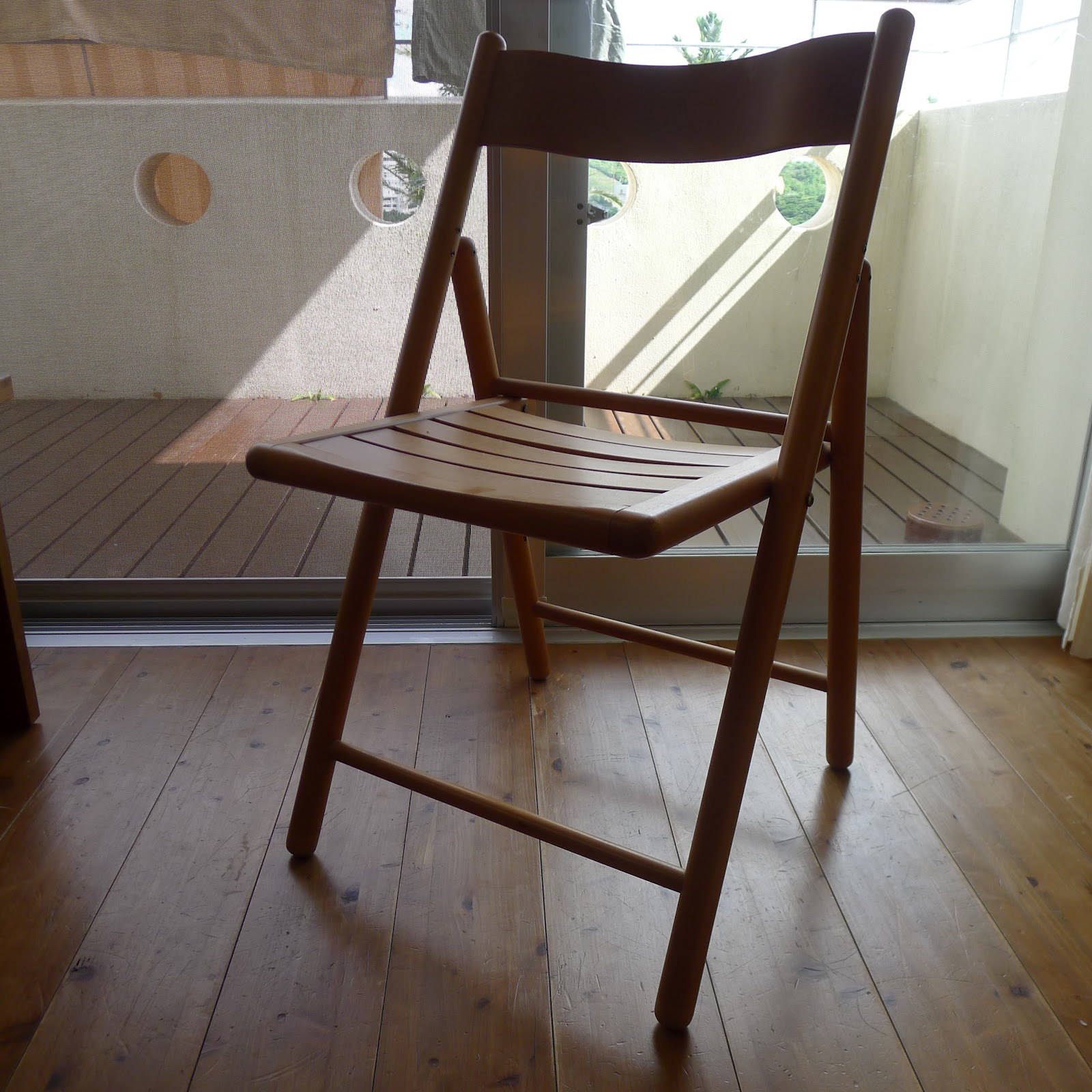 uyabin の 思いつきとやっつけ: 無印良品の折りたたみ椅子
