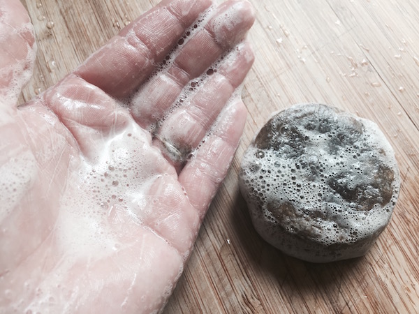 mousse shampoing solide maison comment faire un shampoing solide maison