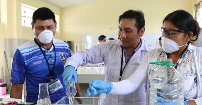 PRONIED instala laboratorios de física, química y biología de última generación - www.pronied.gob.pe PRONIED instala laboratorios de física, química y biología de última generación - www.pronied.gob.pe