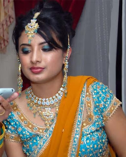 Young Desi Aunties party ware Dressing Photos | Hot Indian Desi Aunties