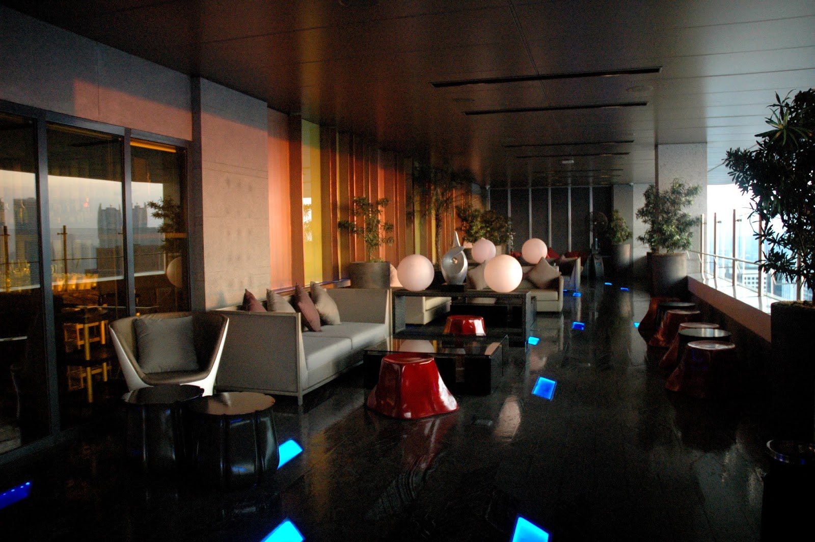 DUDE FOR FOOD Before Sunset Aperitivo at Vu's Sky Bar and Lounge