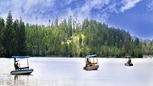 Eloknya Wisata Danau Limbungan - Tempat Wisata Daerah