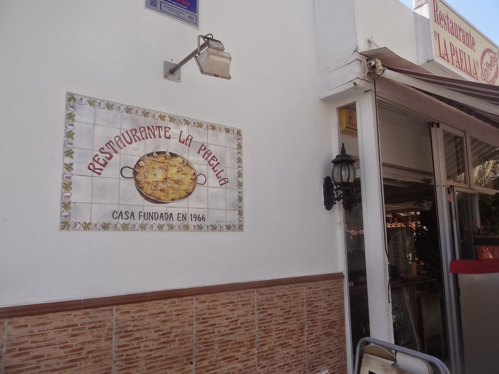 Mosaicos Mosaico 1877. Rótulo Restaurante la Paella, Playa. Ps