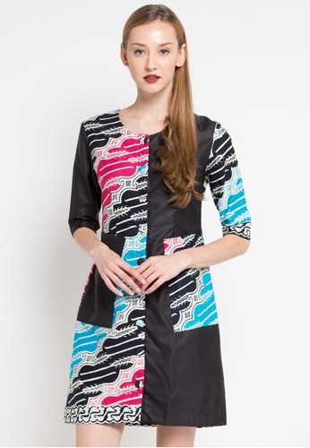 Model Baju Batik Kombinasi Kain Polos Untuk Wanita Model Baju Batik Kombinasi Kain Polos Untuk Wanita