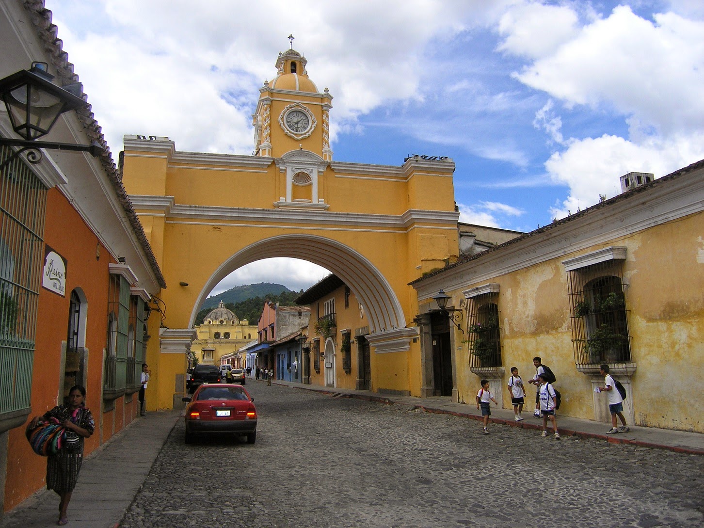 ...entre la 42 y la Quinta: La Dama del Lago