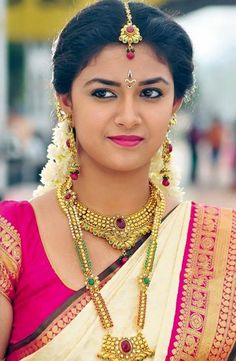 keerthi suresh hd images