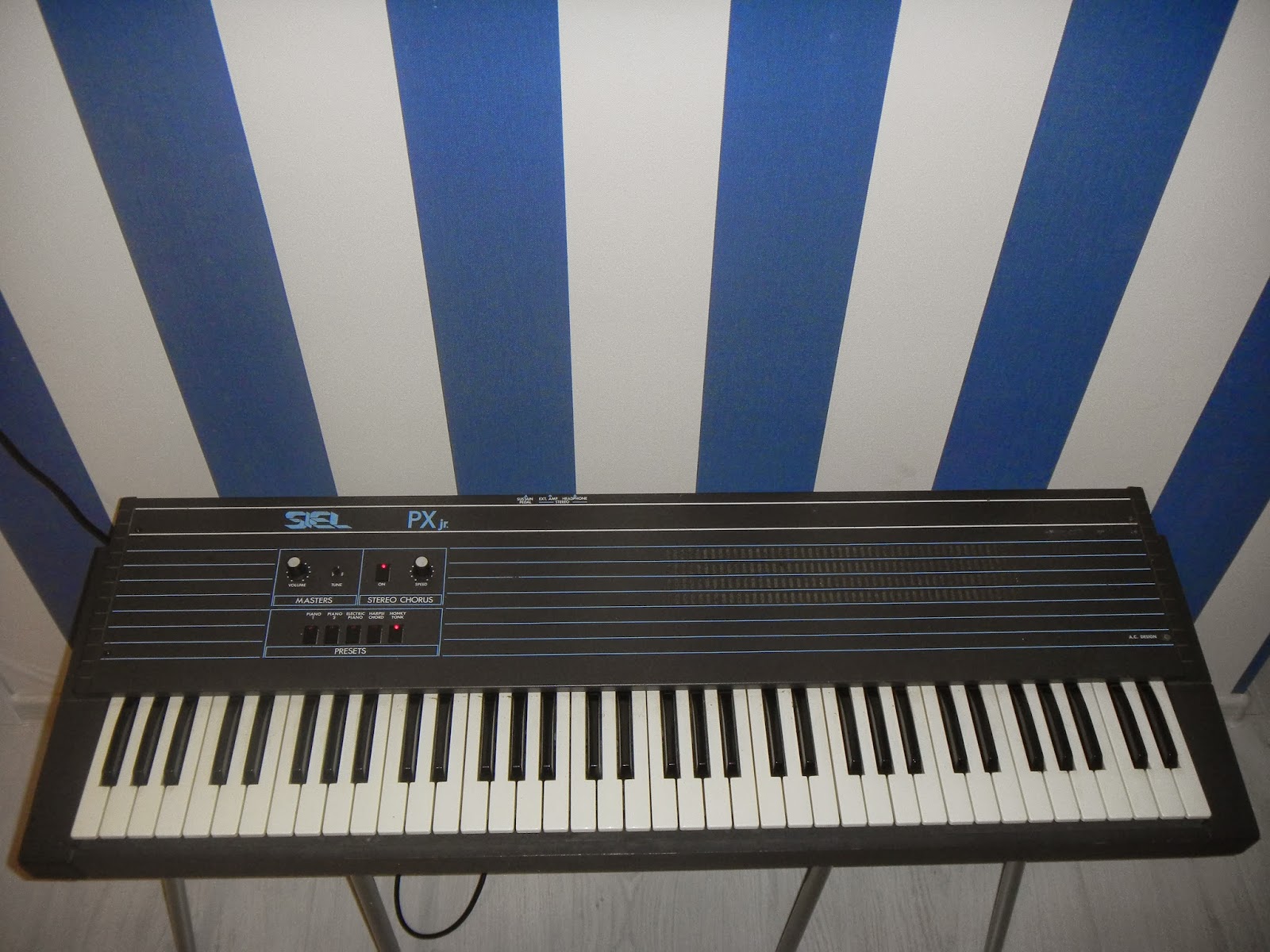 Infrequent Sound [sex.tex] technology SIEL PX Jr Music Electric Piano