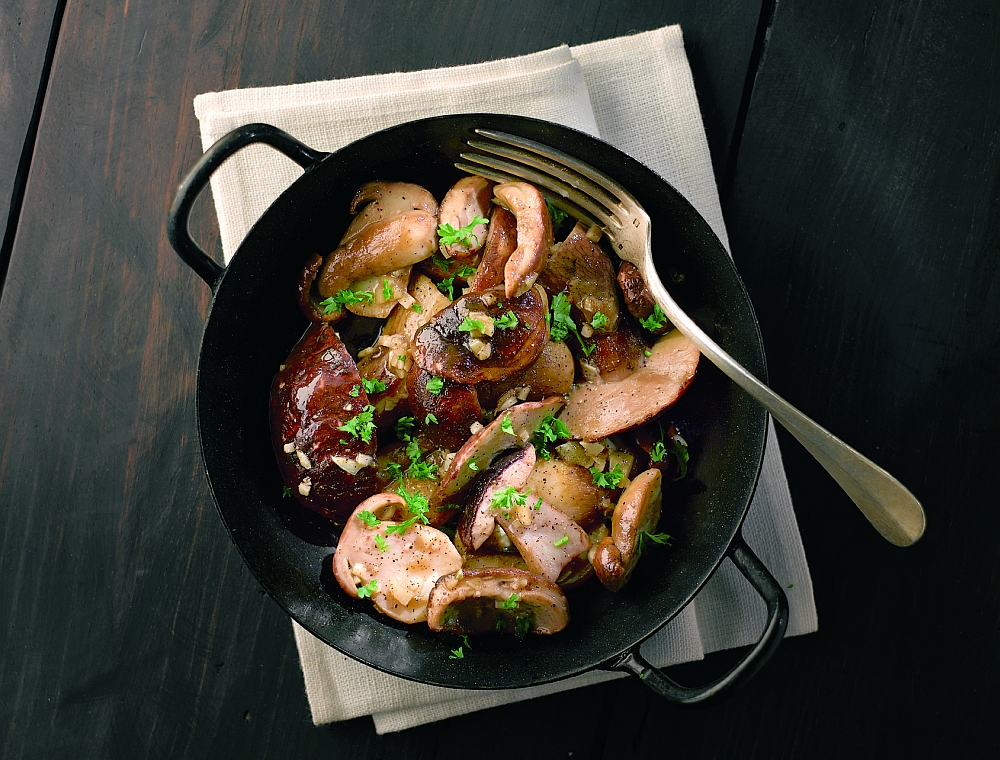 Cèpes à la bordelaise les pieds sous la table