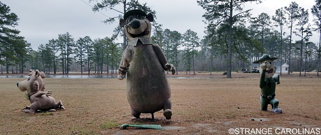 650px x 274px - Yogi Bear, Boo-Boo Bear, And Ranger Smith Statues (Rocky Mount, NC) |  Strange Carolinas: The Travelogue Of The Offbeat