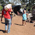 Prefeitura de Barra do Garças entrega cestas básicas a famílias de Assentamento Serra Verde