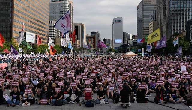 Corea del Sur: Mujeres protestan por filmaciones íntimas ilícitas Corea del Sur: Mujeres protestan por filmaciones íntimas ilícitas