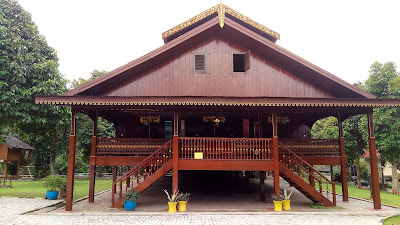 Rumah Pewaris, Rumah Adat Sulawesi Utara Rumah Pewaris, Rumah Adat Sulawesi Utara