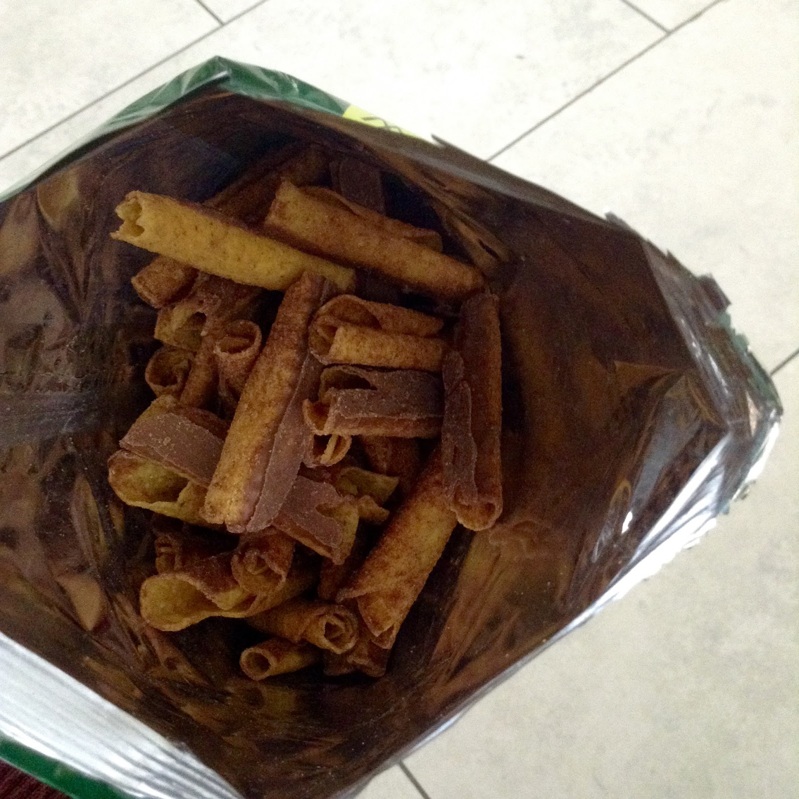 Marks & Spencer Milk Chocolate Cinnamon Sugar Tortilla Rolls